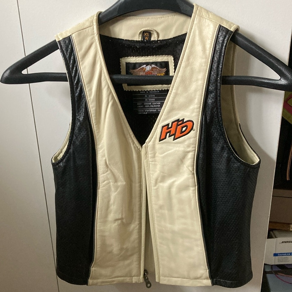 Harley-Davidson Black and Cream Zip-Up Vest
